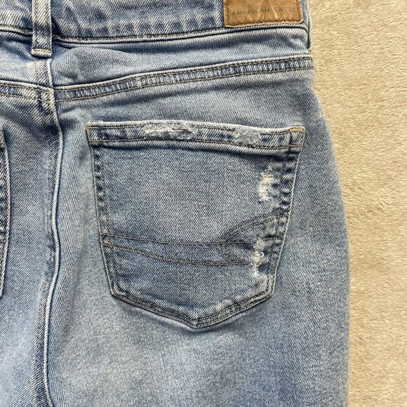 American Eagle‎ Straight Mom Jean Women's 8 Long Blue High Rise Distressed Denim - Picture 14 of 14